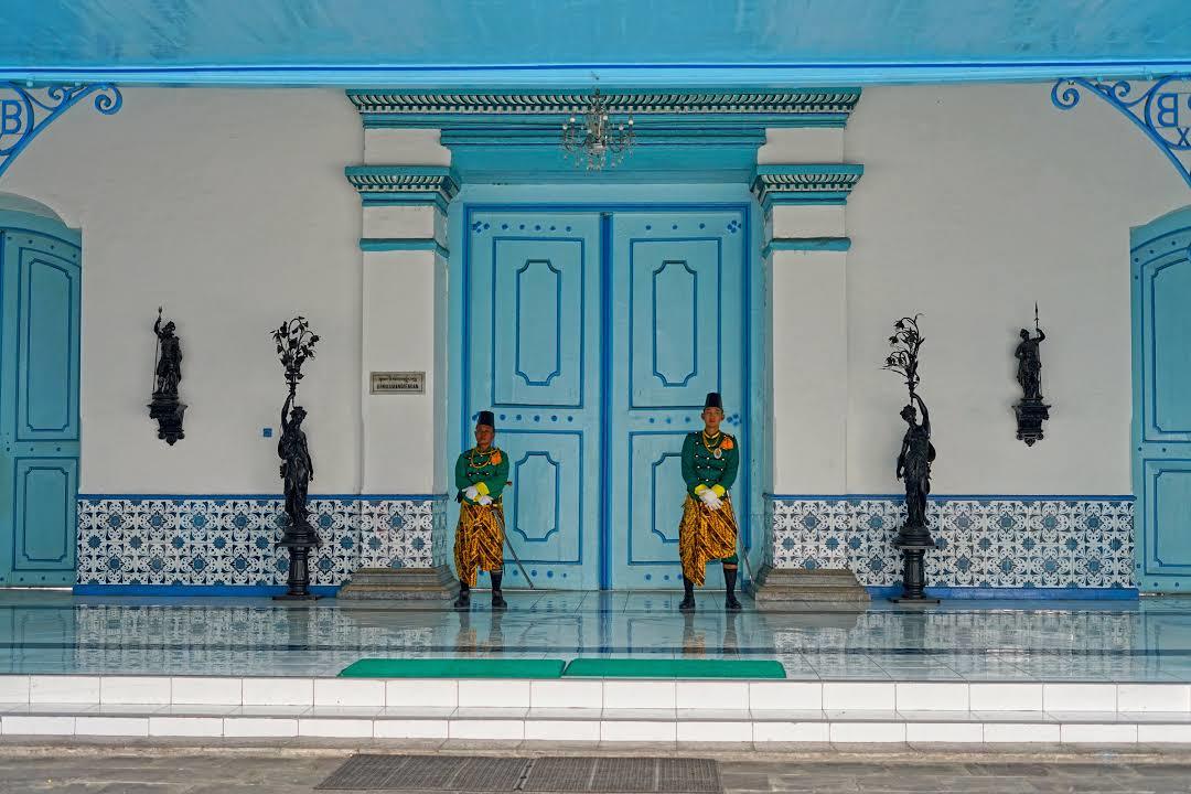 Karaton Surakarta's eastern gate
